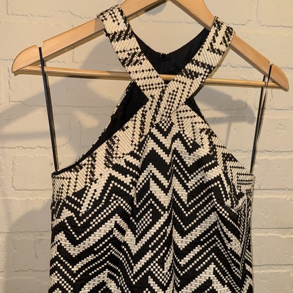 Trina Turk dress Chevron Black Cream hint of gold size 2 NEW Akita - Picture 3 of 6